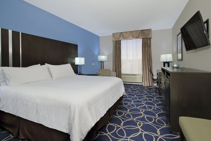 Holiday Inn Express & Suites Houston North - IAH Area by IHG