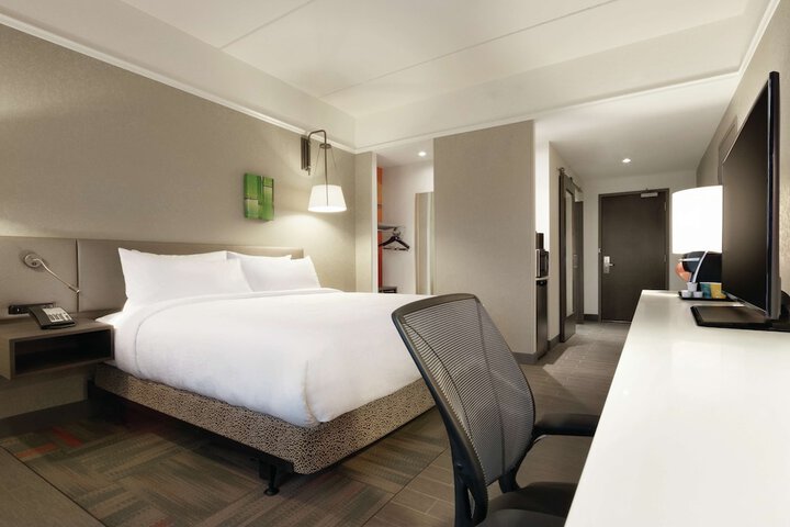 Hilton Garden Inn Calgary Downtown