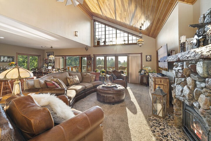 The Inn on Bigfork Bay