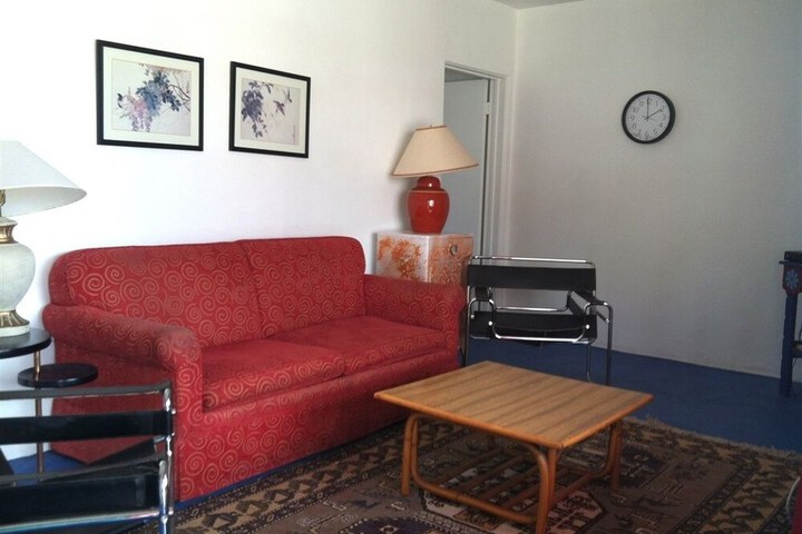 Room 215 of 286