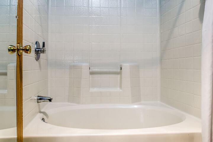 Room 21 of 50