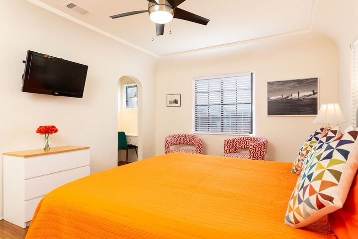 Room 115 of 149