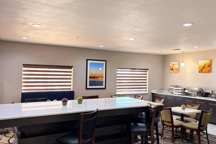 Comfort Suites Lewisville - Dallas