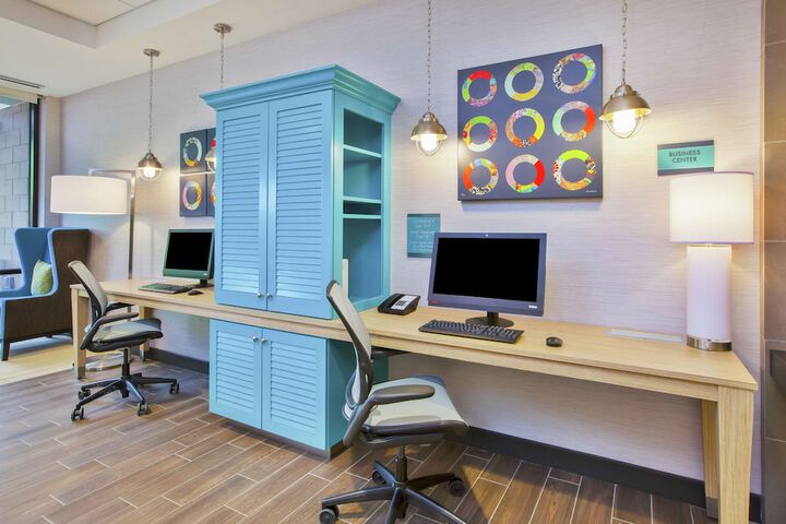 Business Center 33 of 33