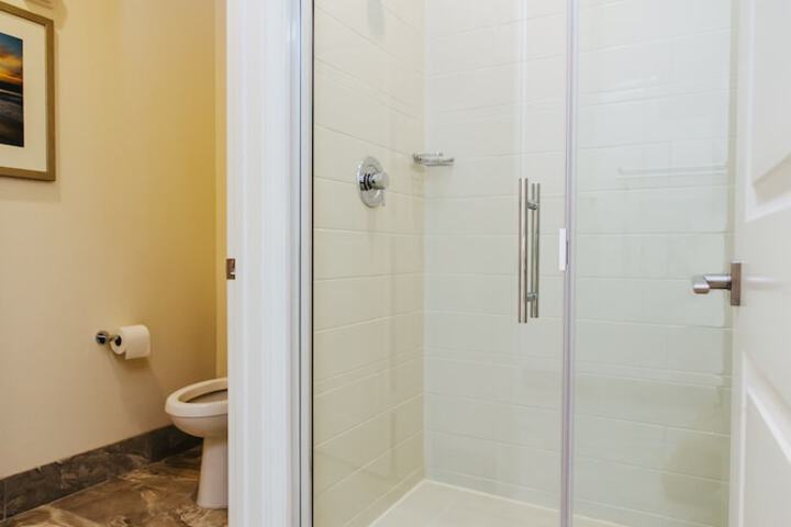 Room 15 of 24
