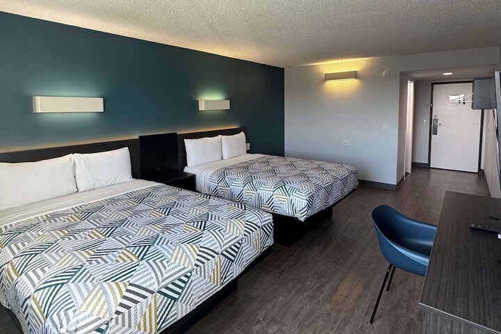 Room 17 of 20