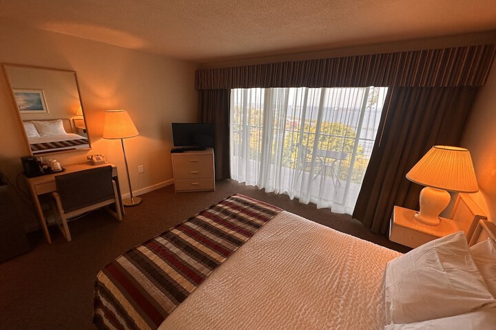 Room 91 of 181