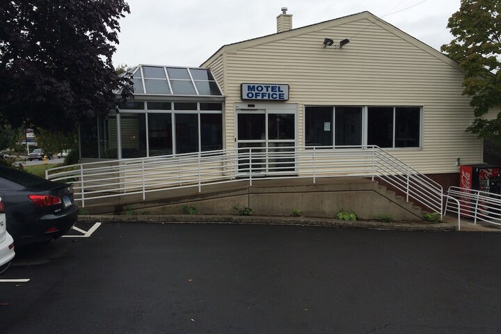 Branford Motel