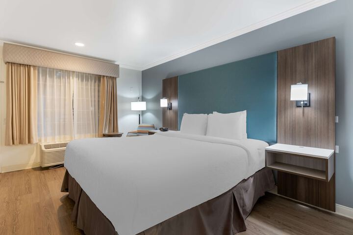Room 20 of 36