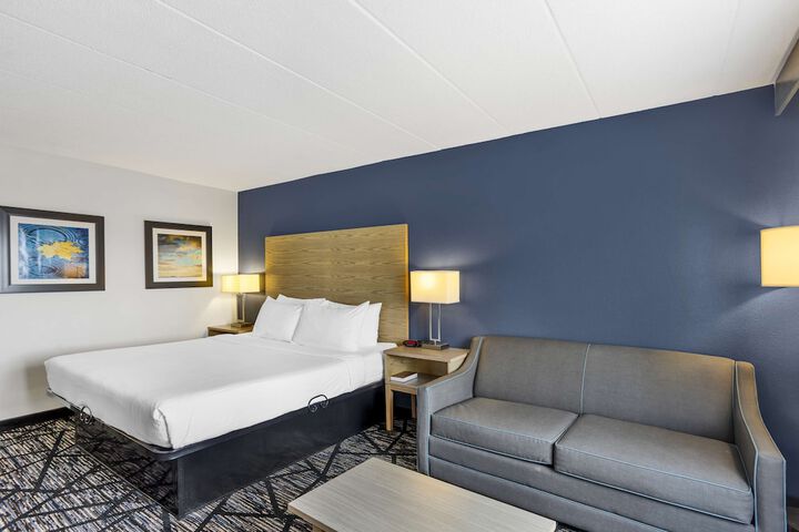 Room 14 of 50