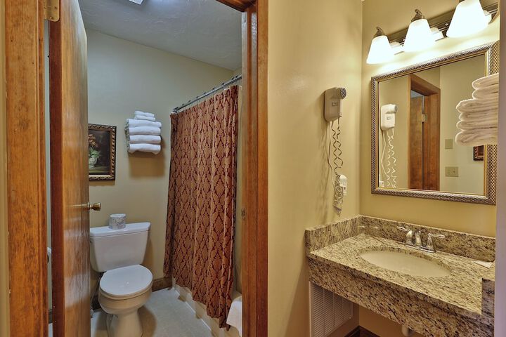 Greenbrier Inn