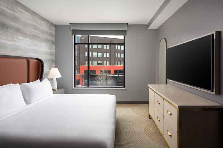 Room 40 of 100