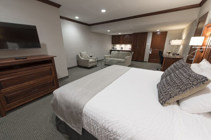 Room 8 of 43
