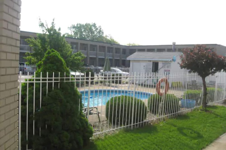 Pool 6 of 54