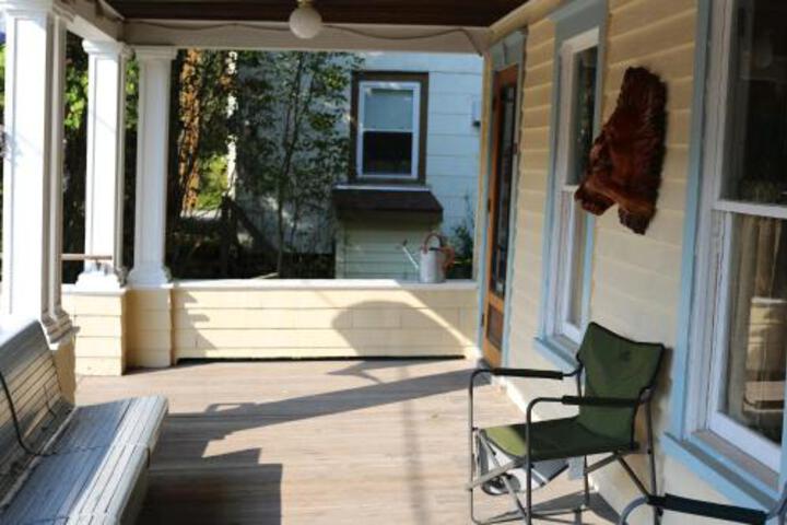 Kaaterskill House