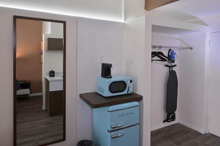 Room 15 of 46
