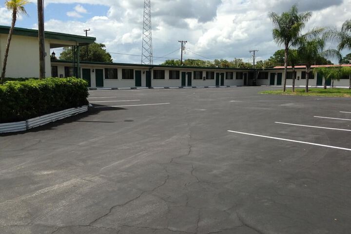 Property Grounds 21 of 26