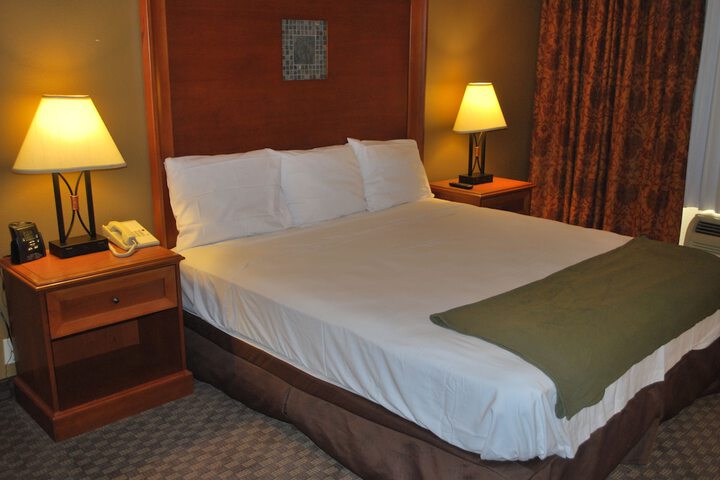 Room 18 of 46