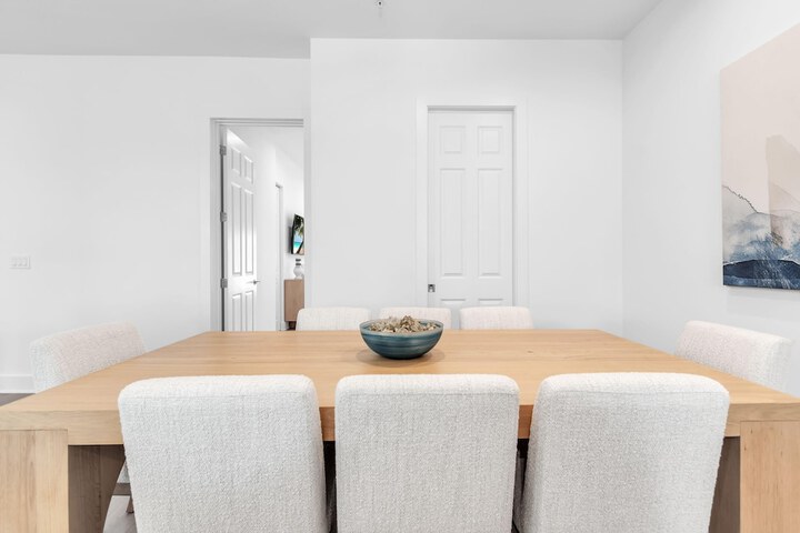 Azul Townhomes A4 - Sunset