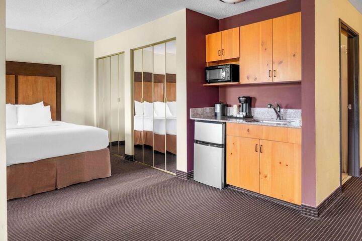 Room 40 of 62
