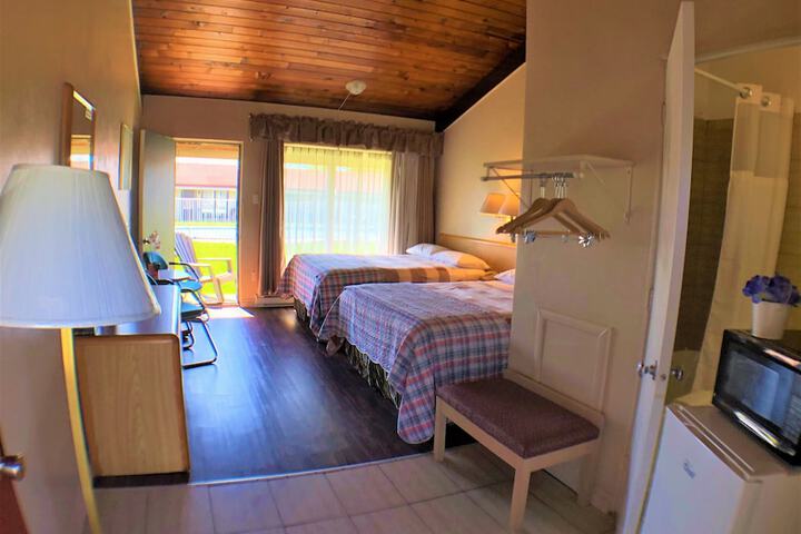 Room 50 of 82