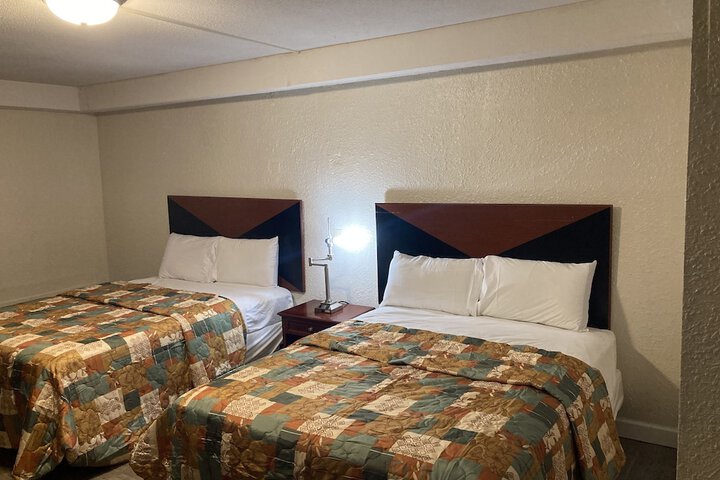 Room 7 of 29