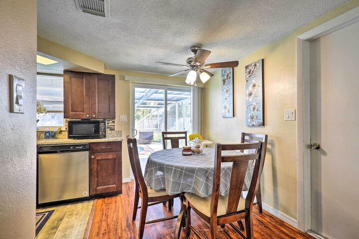 Family Home w / Lanai & Yard in Port Richey!