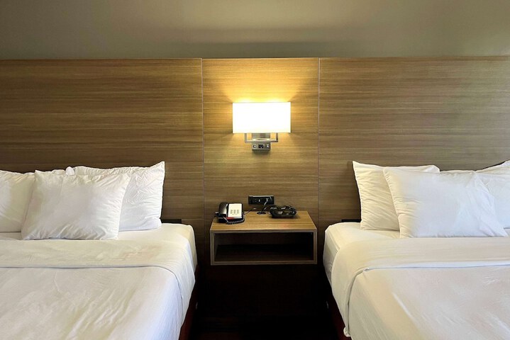 Room 36 of 51