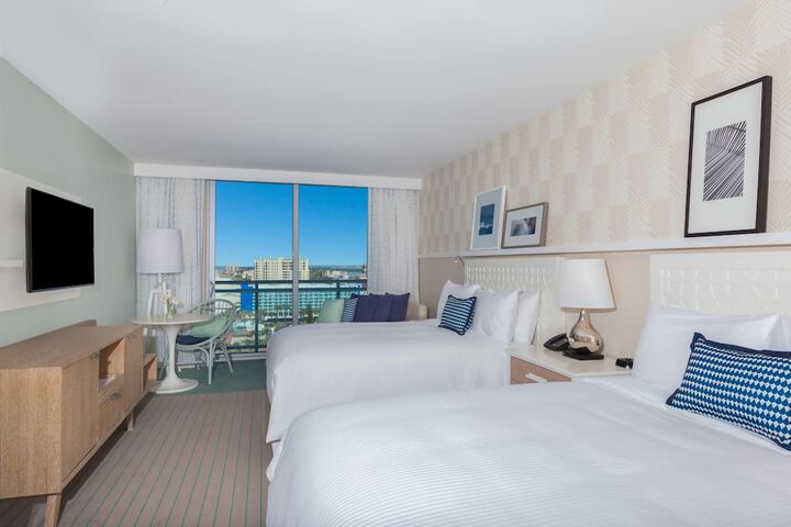 Wyndham Grand Clearwater Beach
