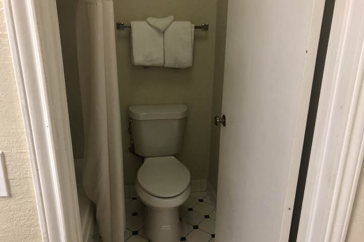 Room 29 of 57