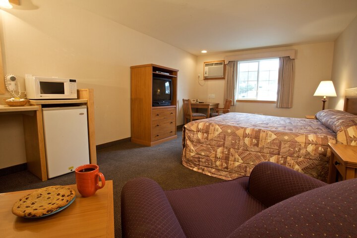 Cousins Country Inn