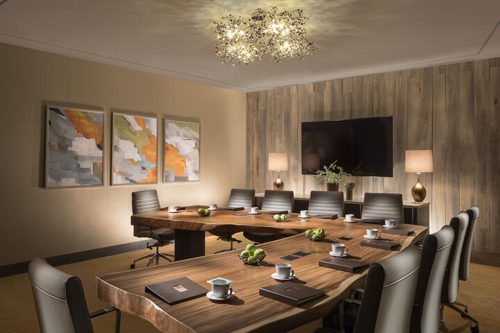 Hoodoo Moab Curio Collection by Hilton