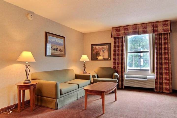 Room 22 of 38