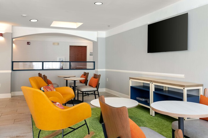 Spark by Hilton Savannah Airport