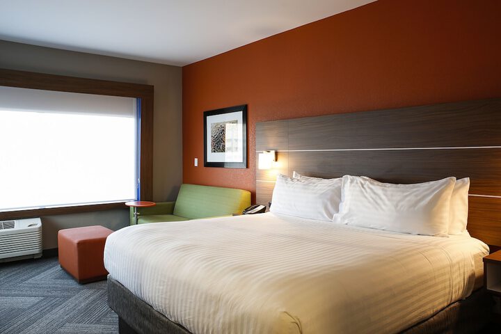 Room 34 of 57