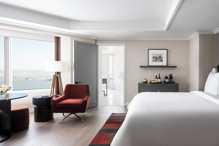 Four Seasons Hotel San Francisco at Embarcadero