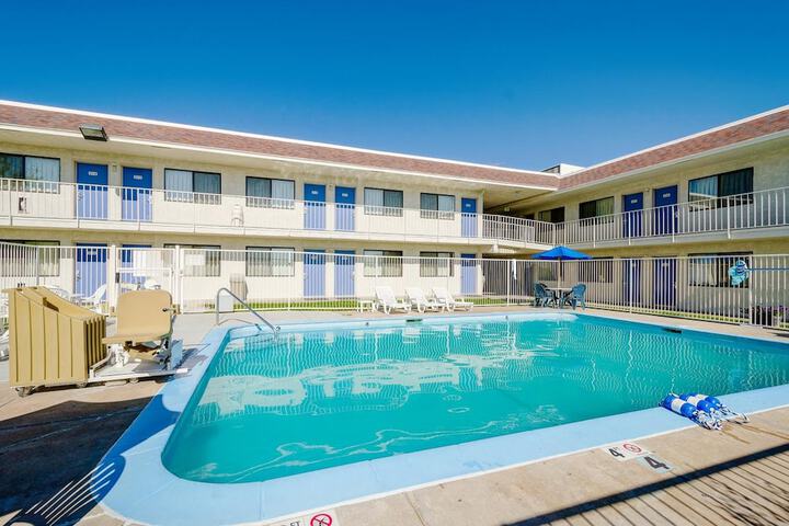 Pool 3 of 20