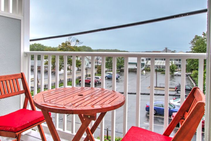 Atlantic Ocean Suites