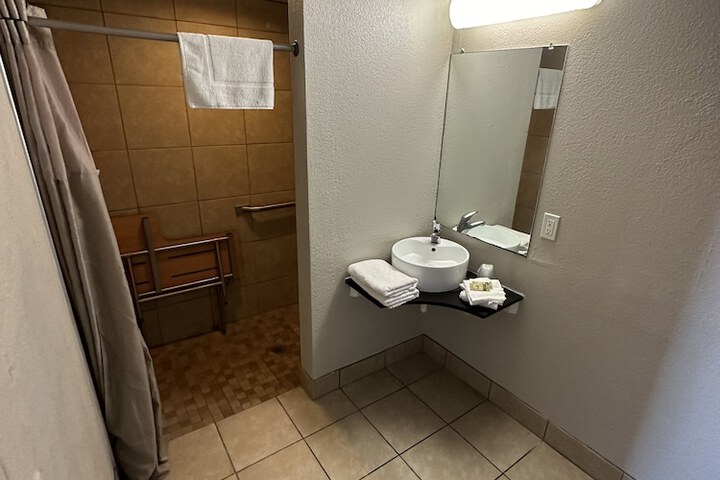 Room 20 of 20