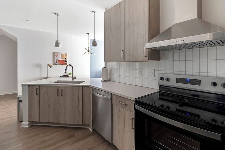Landing Apartments Birmingham - Sand Ridge