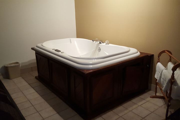 Hot Tub 66 of 66