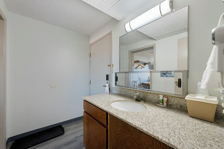 Budget Motel