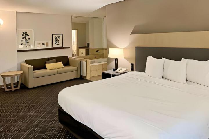 Comfort Inn & Suites Ruston-East