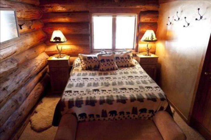 The Lodge at Red Pine Ridge