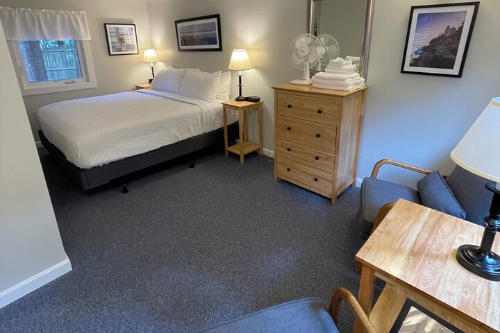 Room 38 of 70