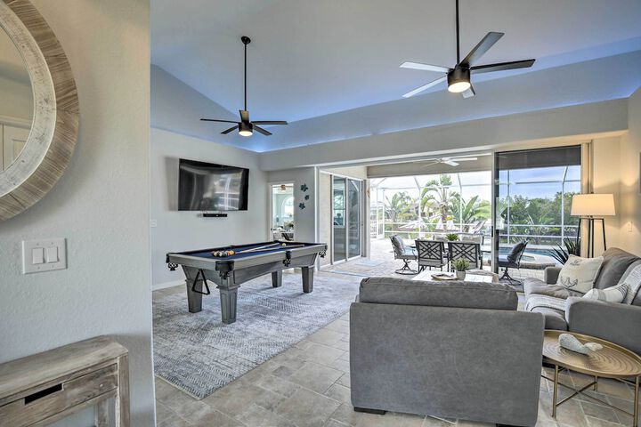 Heated Pool / spa & Dock: Apollo Beach Home on Canal