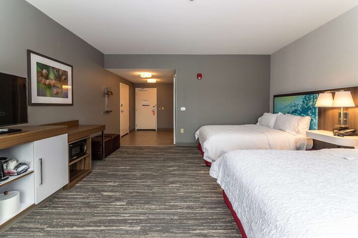 Room 15 of 33