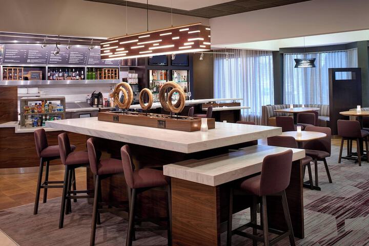 Courtyard by Marriott Detroit Metropolitan Airport Romulus