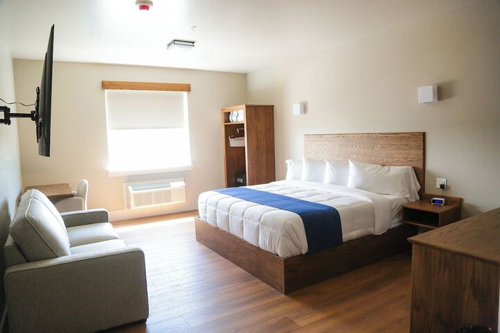 Splash Canyon Hotel