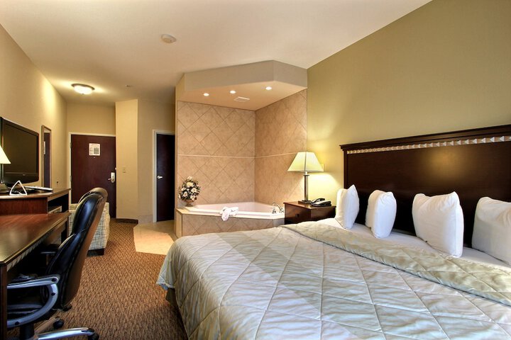 Magnolia Inn & Suites Savannah Airport